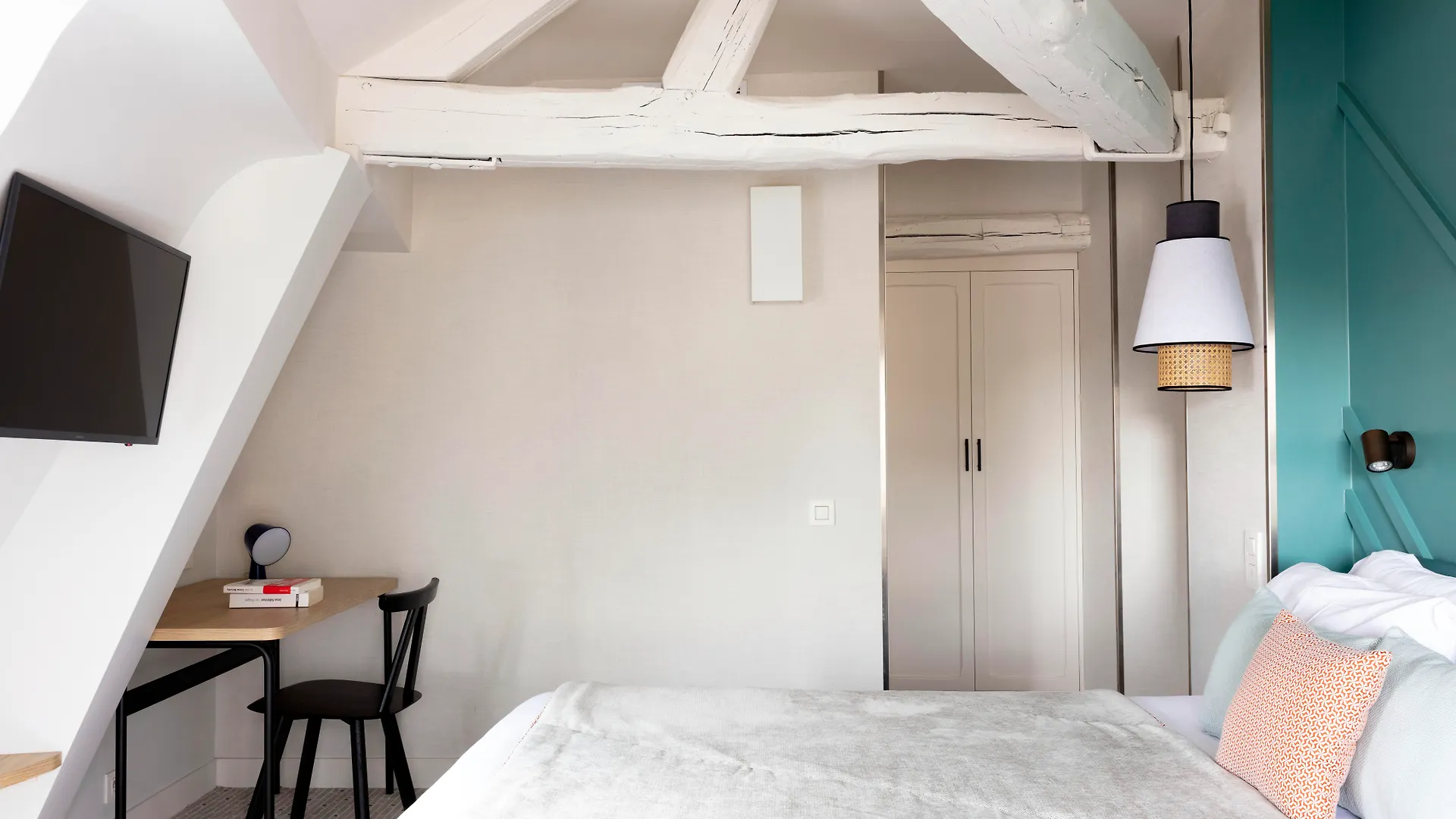Bastille Speria Hotel
